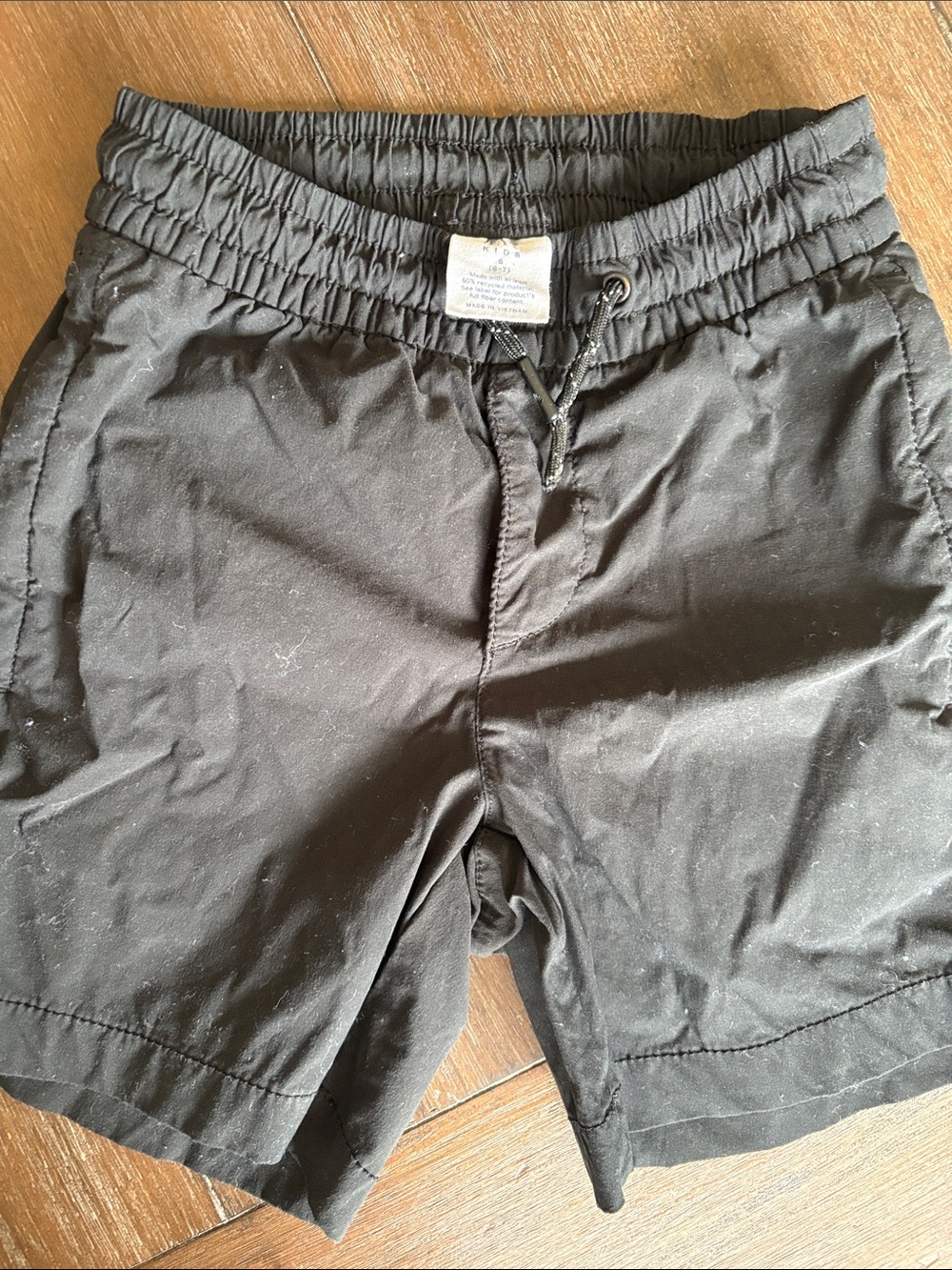 Boys Black Elastic-Waist Casual Shorts
